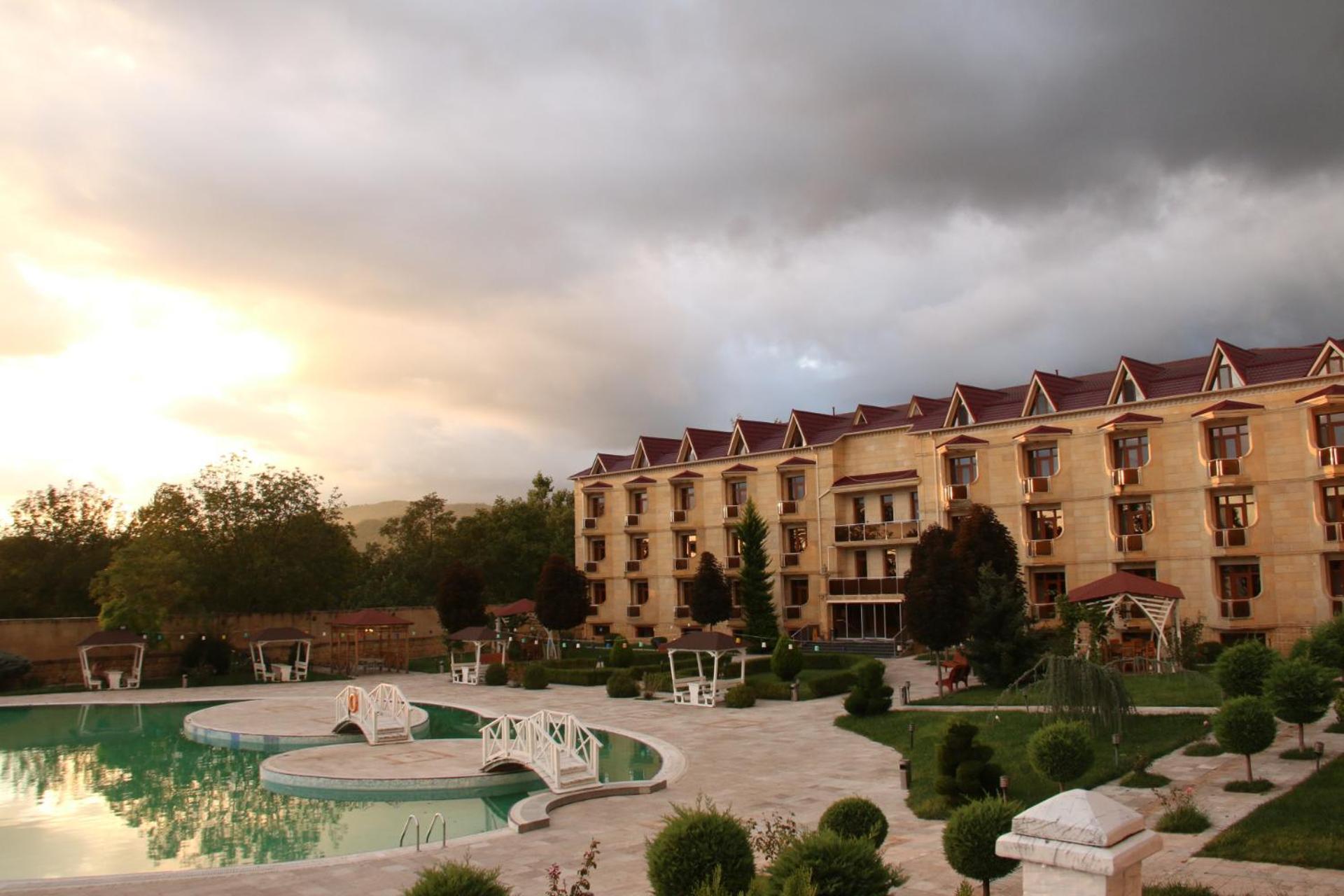 Gabala Yeddi Gozel Hotel 外观 照片