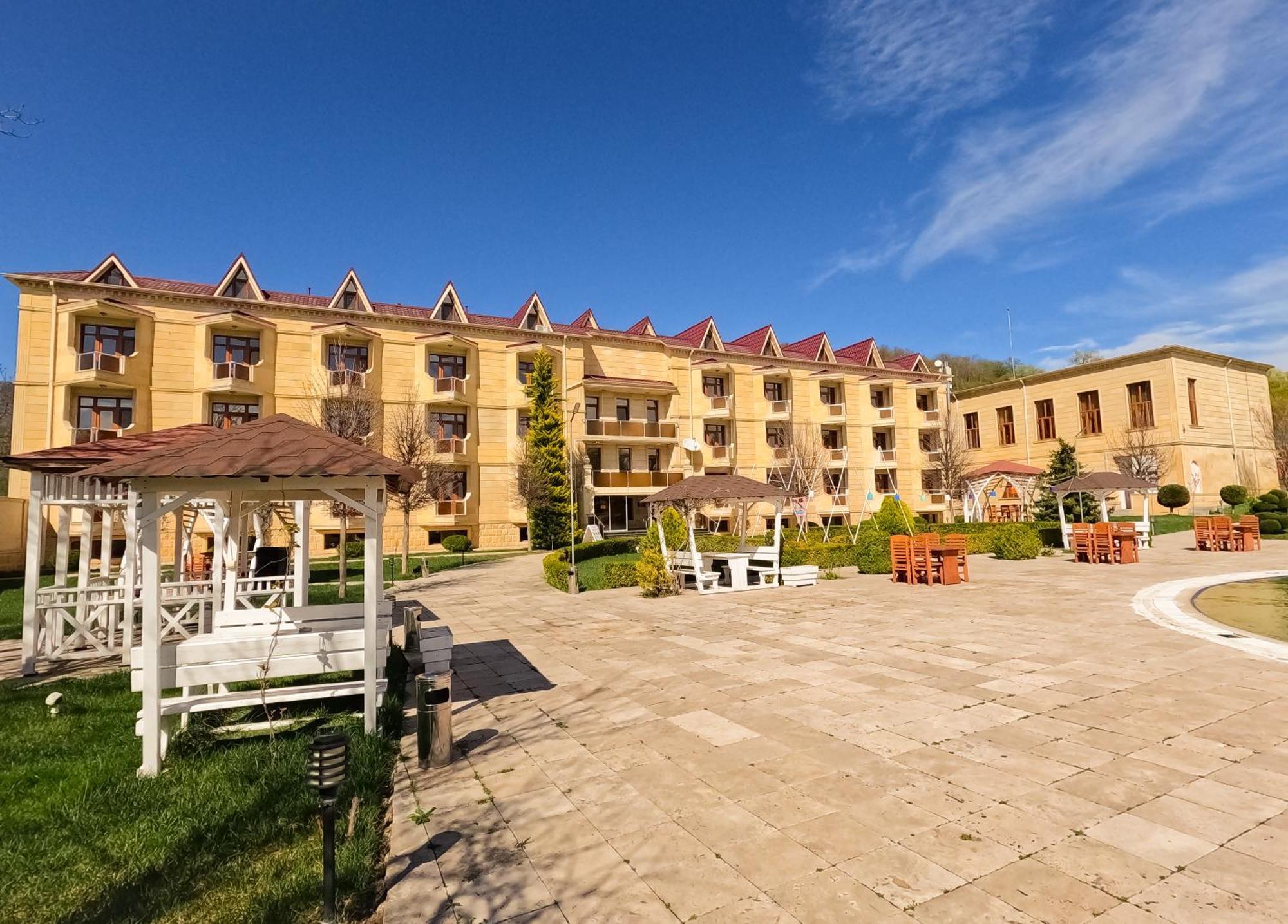 Gabala Yeddi Gozel Hotel 外观 照片