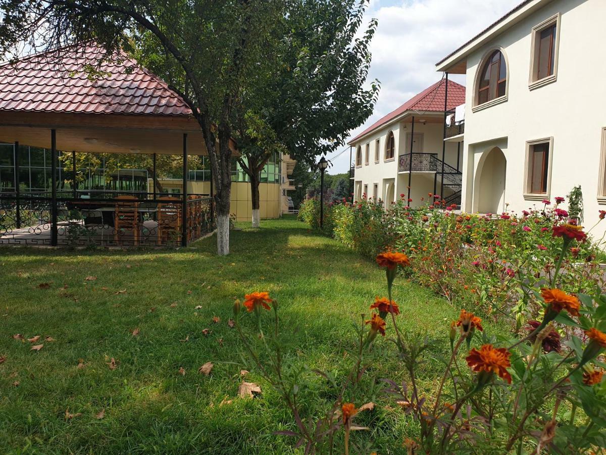 Gabala Yeddi Gozel Hotel 外观 照片